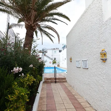 Apartamento En Primera Linea De Playa, Centrico, Tranquilo Playa de las Americas  Exterior photo