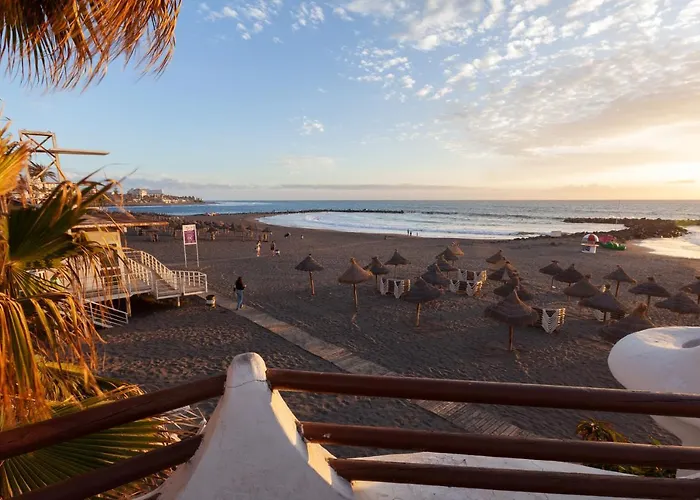 Apartamento En Primera Linea De Playa, Centrico, Tranquilo